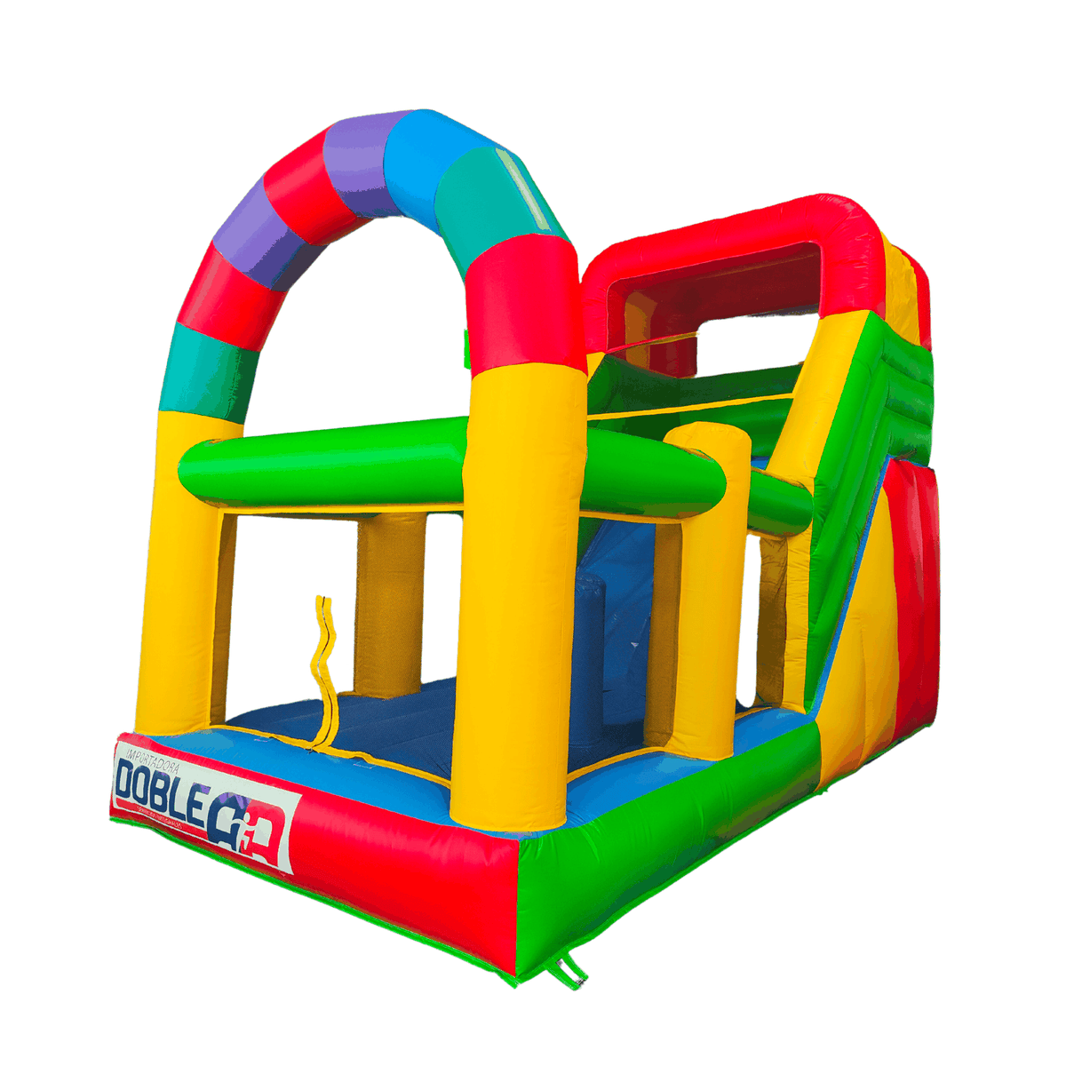 Juego inflable infantil multicolor con arco, zona de salto y resbalín, vista frontal lateral.